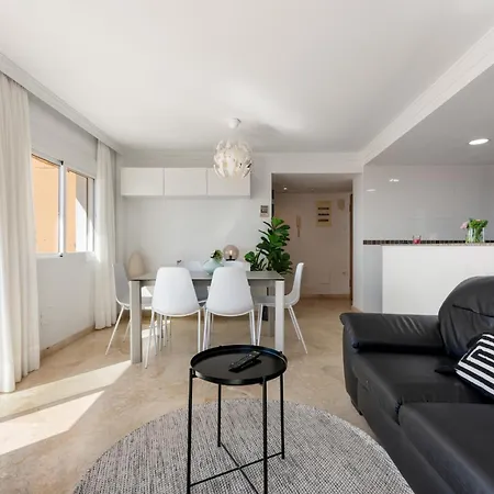 아파트 2163-amazing Penthouse, 2 Terraces Sea-golf View 카사레스